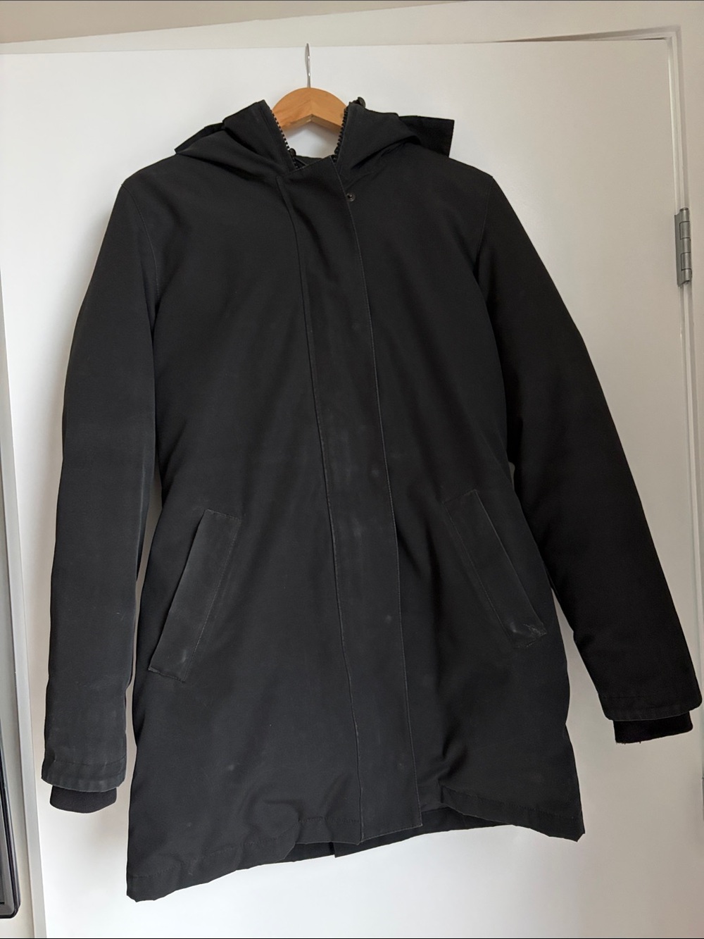 Canada Goose Black Hooded Ski & Snow Jacket